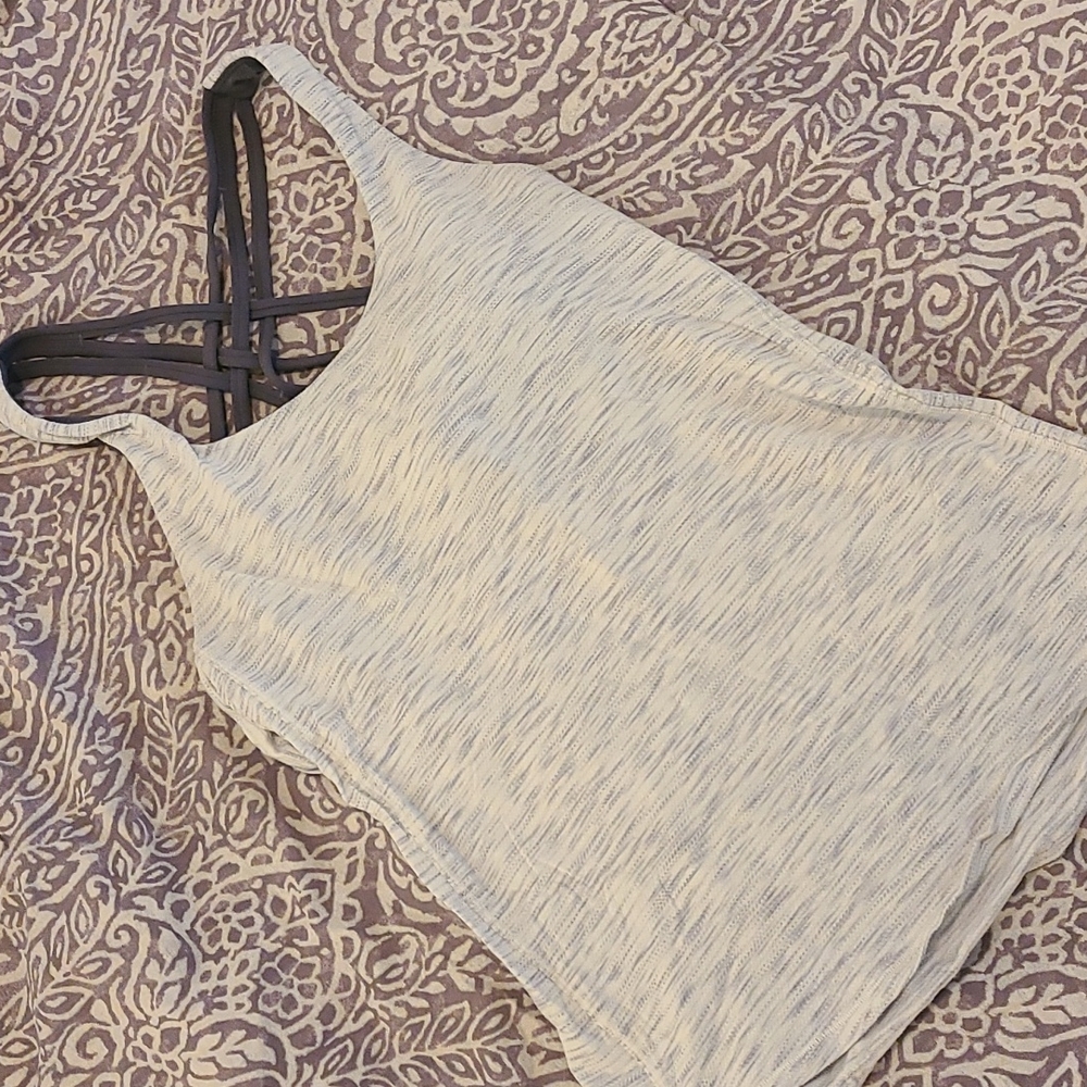 Lululemon workout tank
